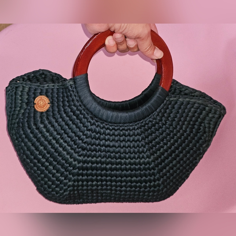Elegant dark greenWoven Handbag with Brown Accents